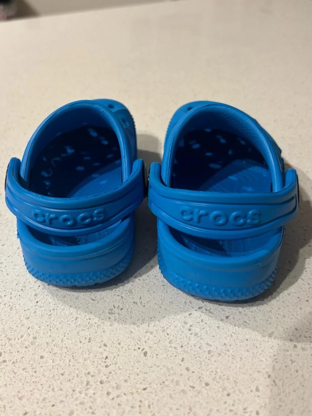 CROCS Kids Classic Clog in Bright Blue